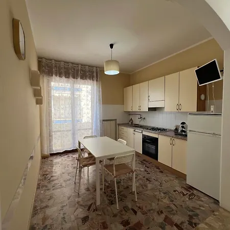 Fronte Mare Con Balcone Vista Mare - 2 5 Posti Letto Appartamento Silvi Paese