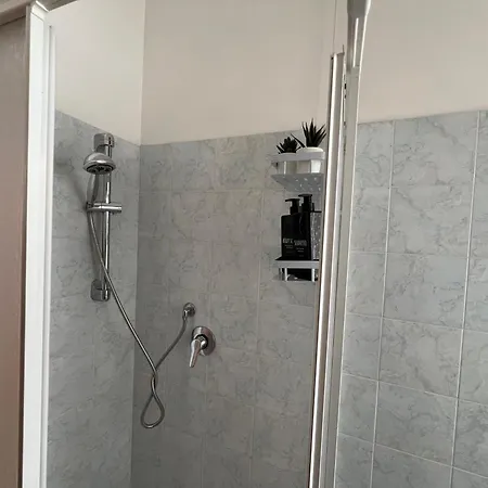 Appartamento Fronte Mare Con Balcone Vista Mare - 2 5 Posti Letto