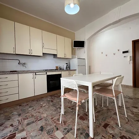 Fronte Mare Con Balcone Vista Mare - 2 5 Posti Letto Appartamento Silvi Paese