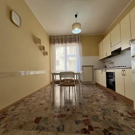 Appartamento Fronte Mare Con Balcone Vista Mare - 2 5 Posti Letto