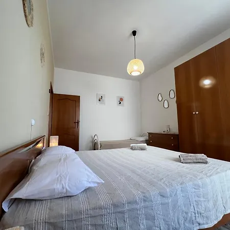 Fronte Mare Con Balcone Vista Mare - 2 5 Posti Letto Appartamento